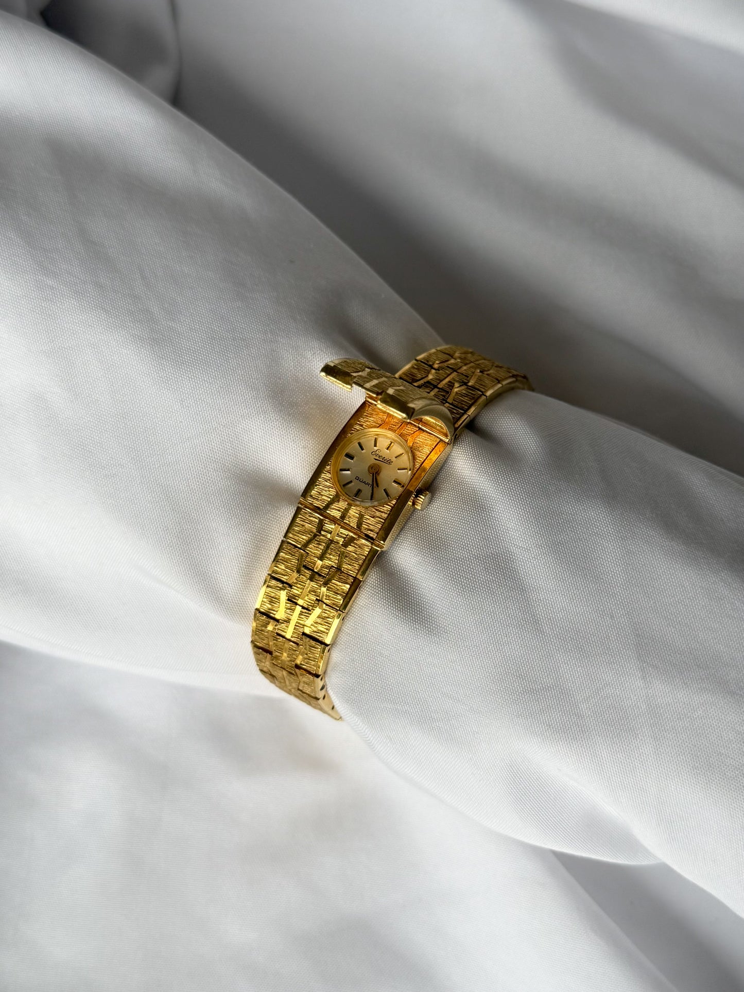 Gold - RARE Hidden Dial Bracelet Watch (1980s)