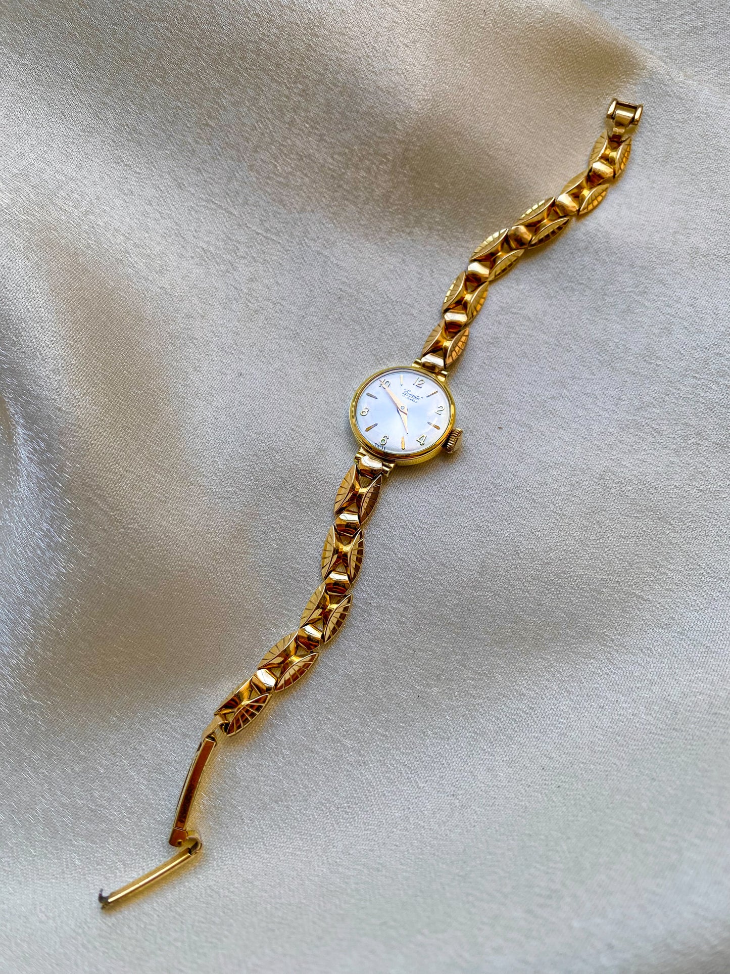 1940s Gold Plated Everite Watch