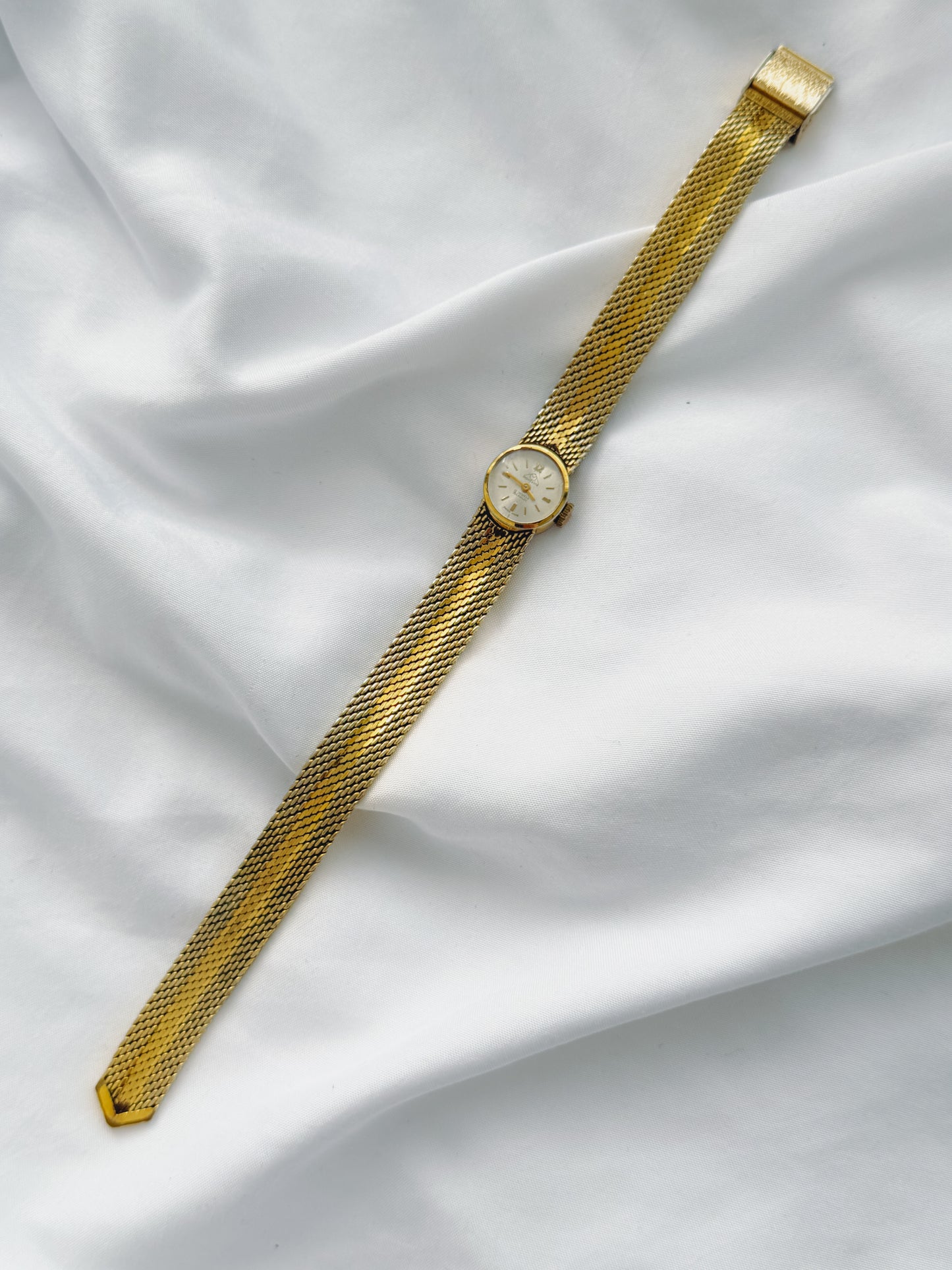 Gold - 1950s Mesh Bracelet Watch