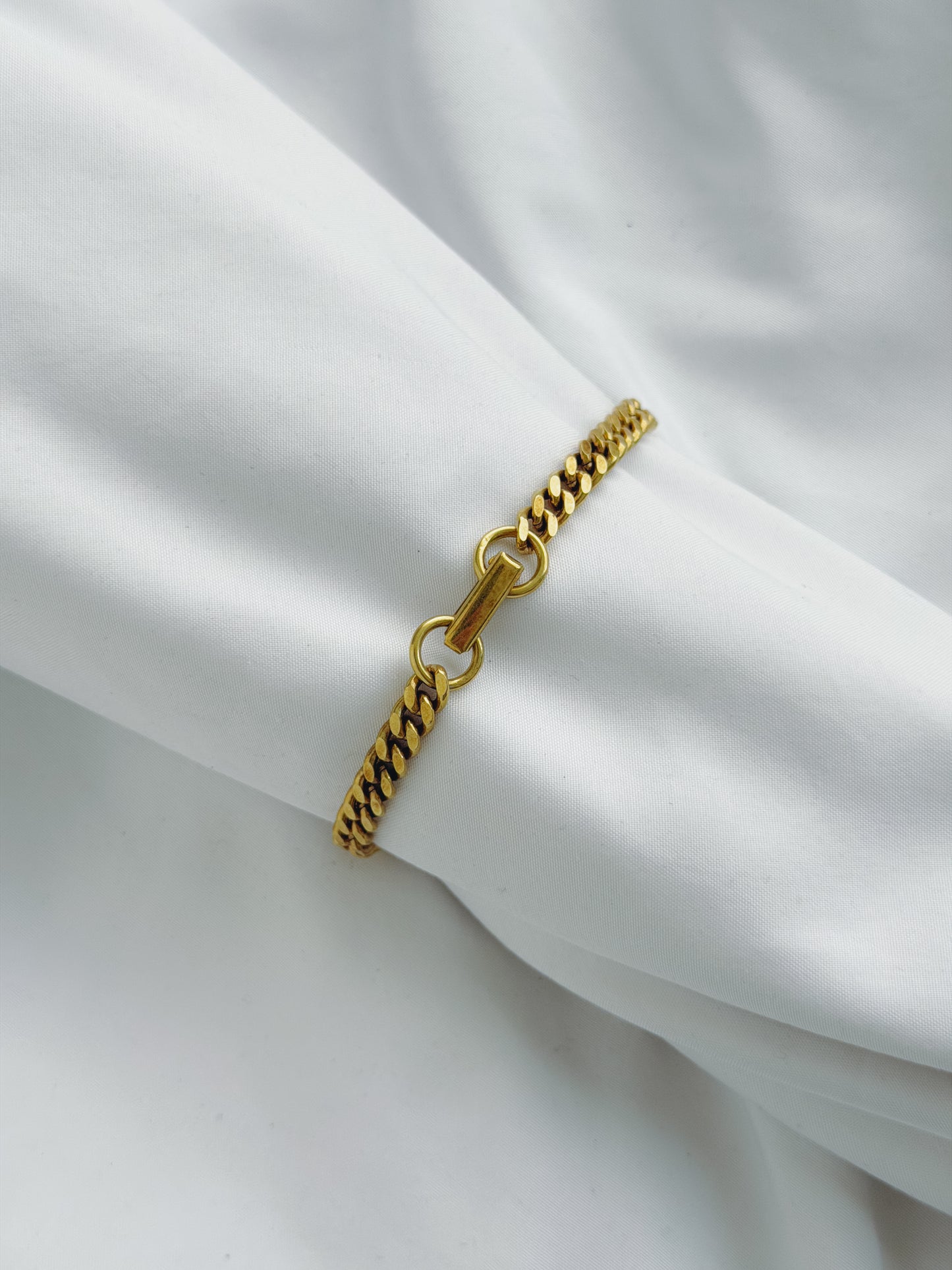 Gold - Avia Chain Watch