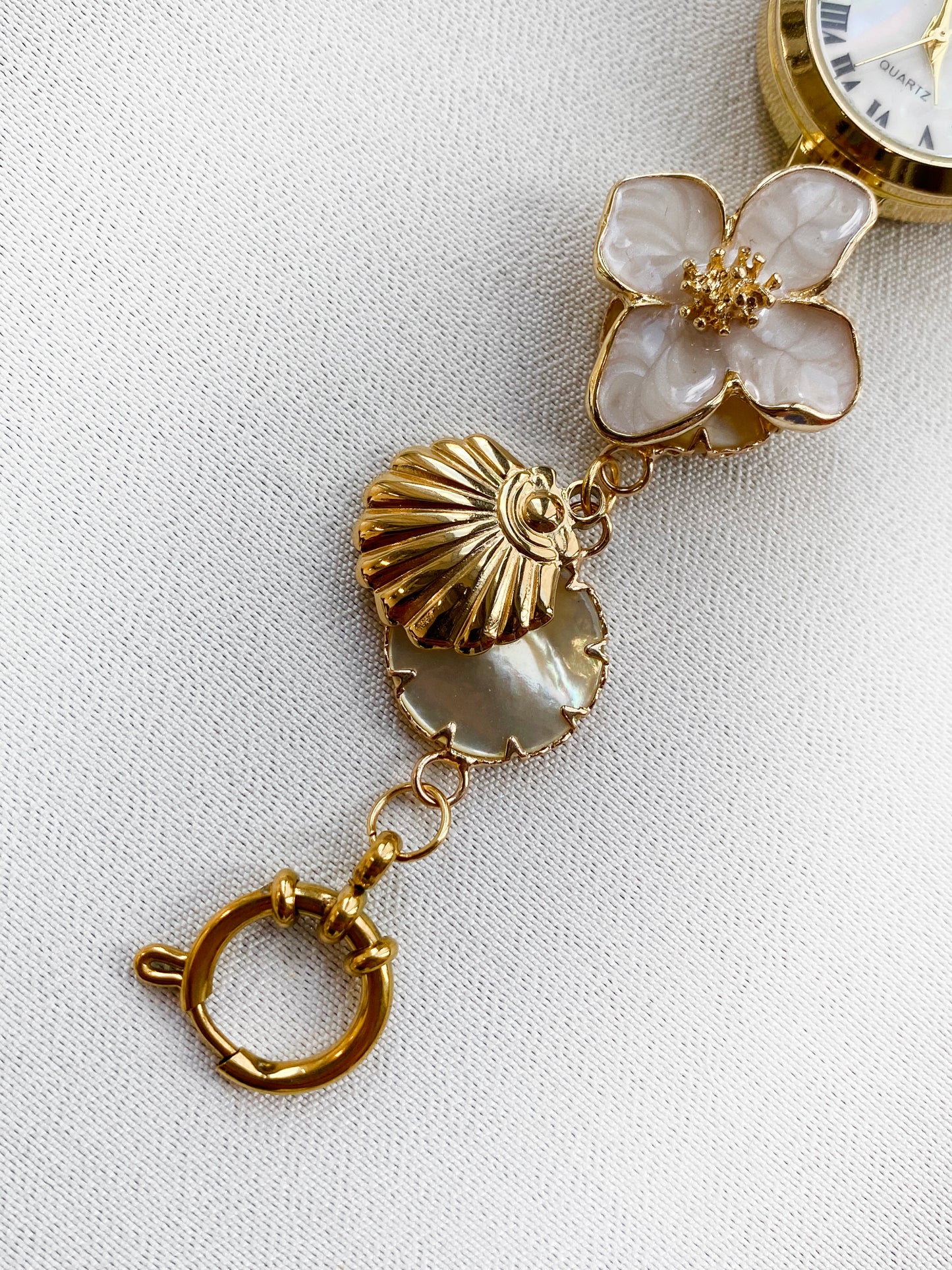 Gold - Flower & Shell Charm Watch