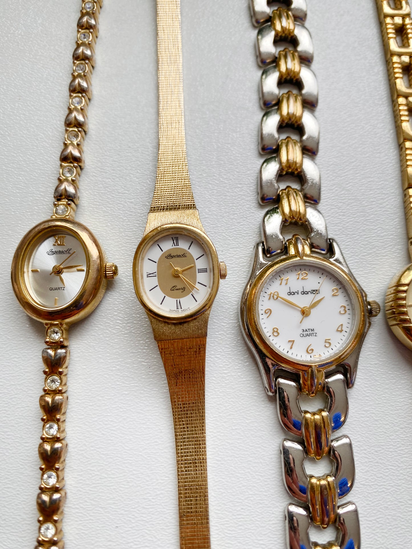 GOLD - VINTAGE WATCHES