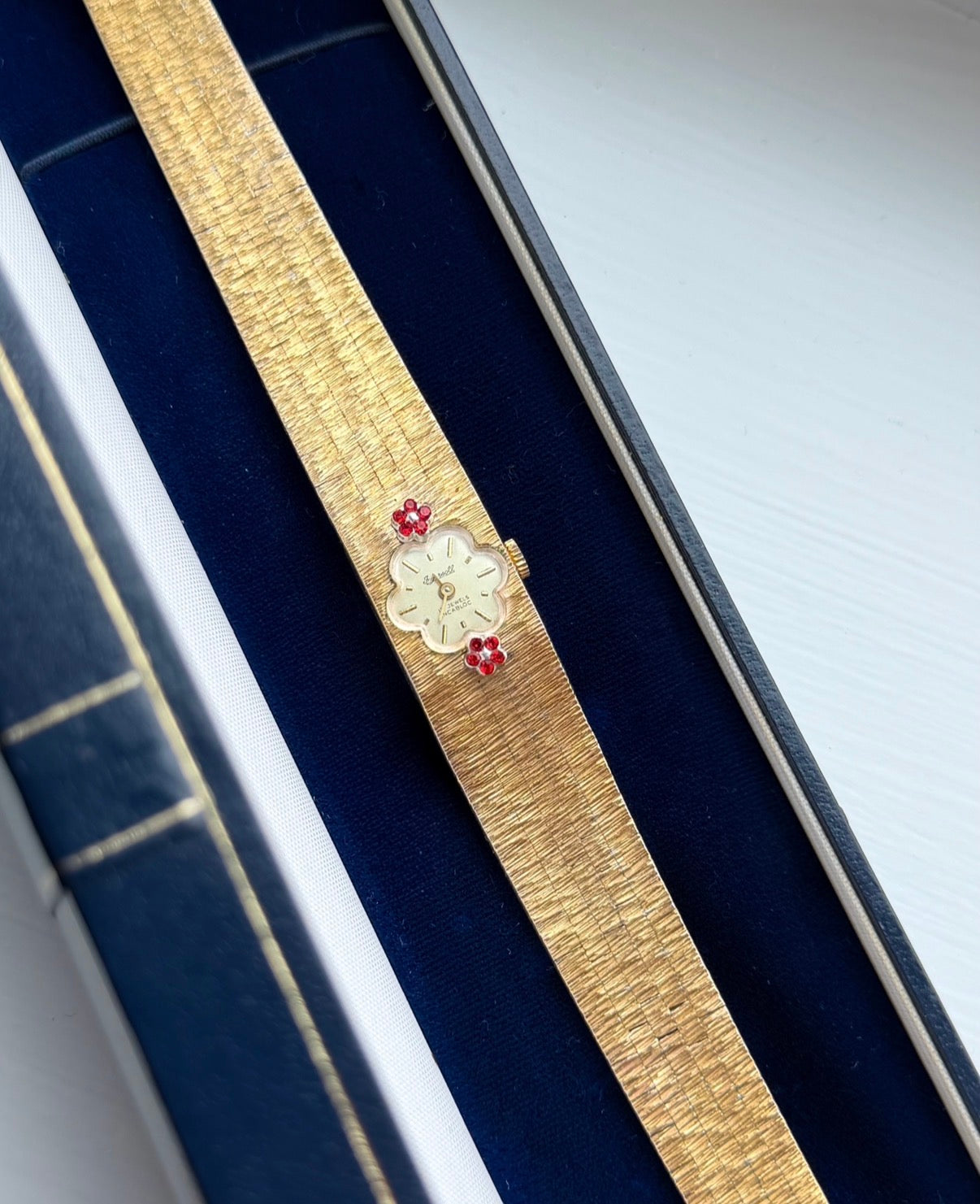Gold - EXTREMELY RARE Floral-Shaped Watch (1970s)