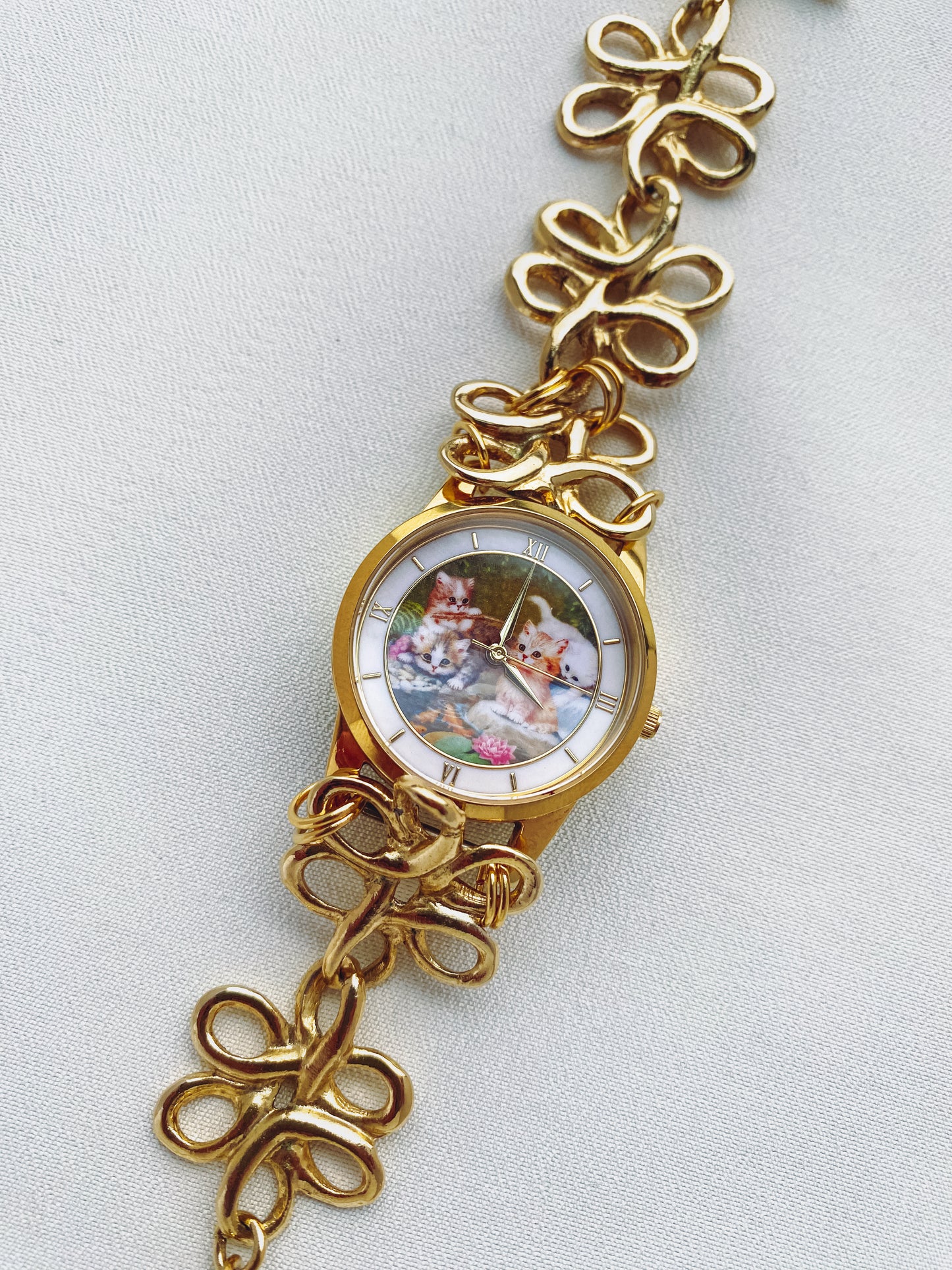 Gold - Cat Dial Bracelet Watch