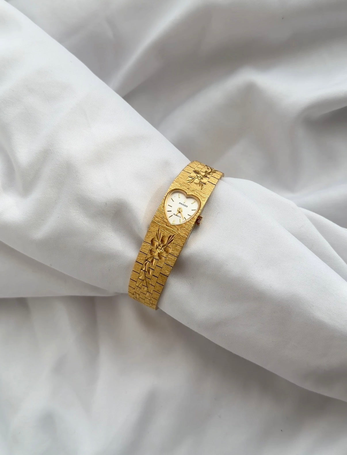 Gold - RARE Imado Floral Engraved Bracelet Watch (1970s)