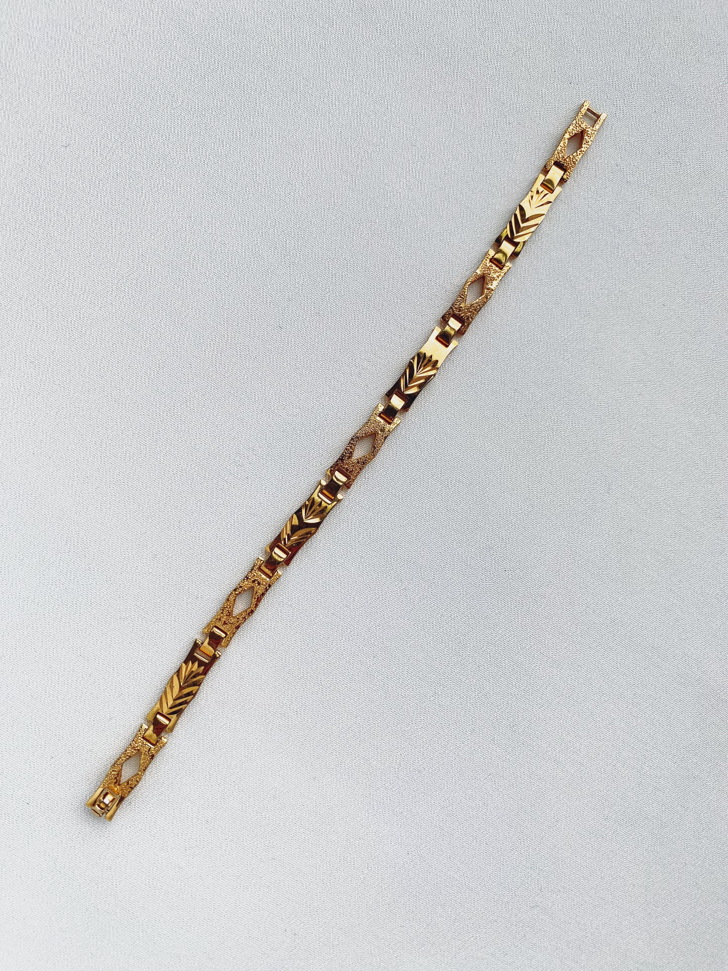 Gold - 1970s Etched Bracelet