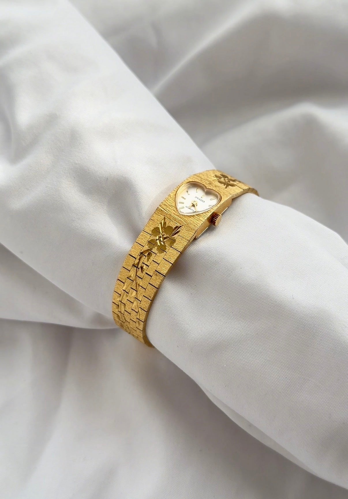 Gold - RARE Imado Floral Engraved Bracelet Watch (1970s)