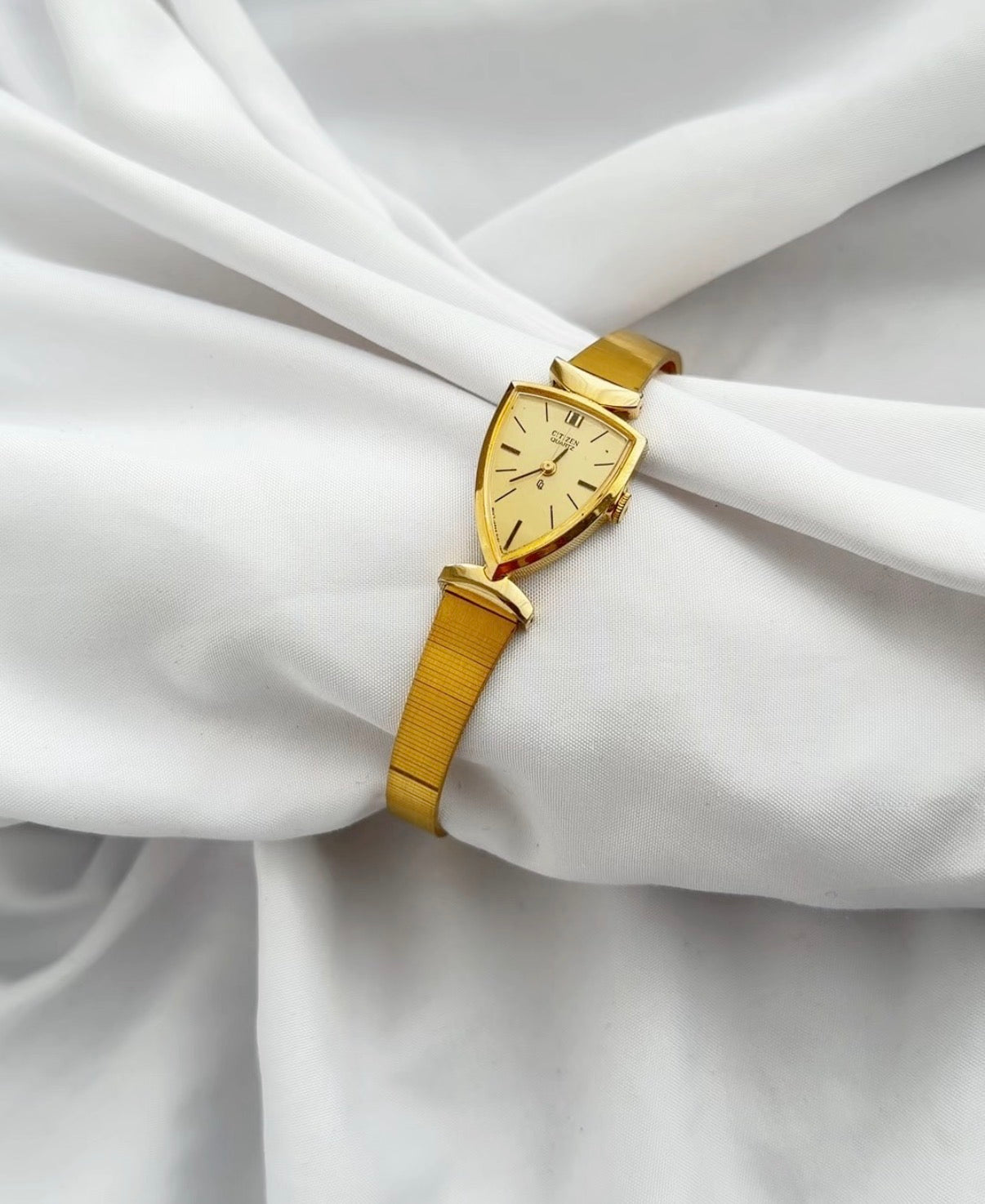 Silver - RARE Shield Dial Watch (1970s)