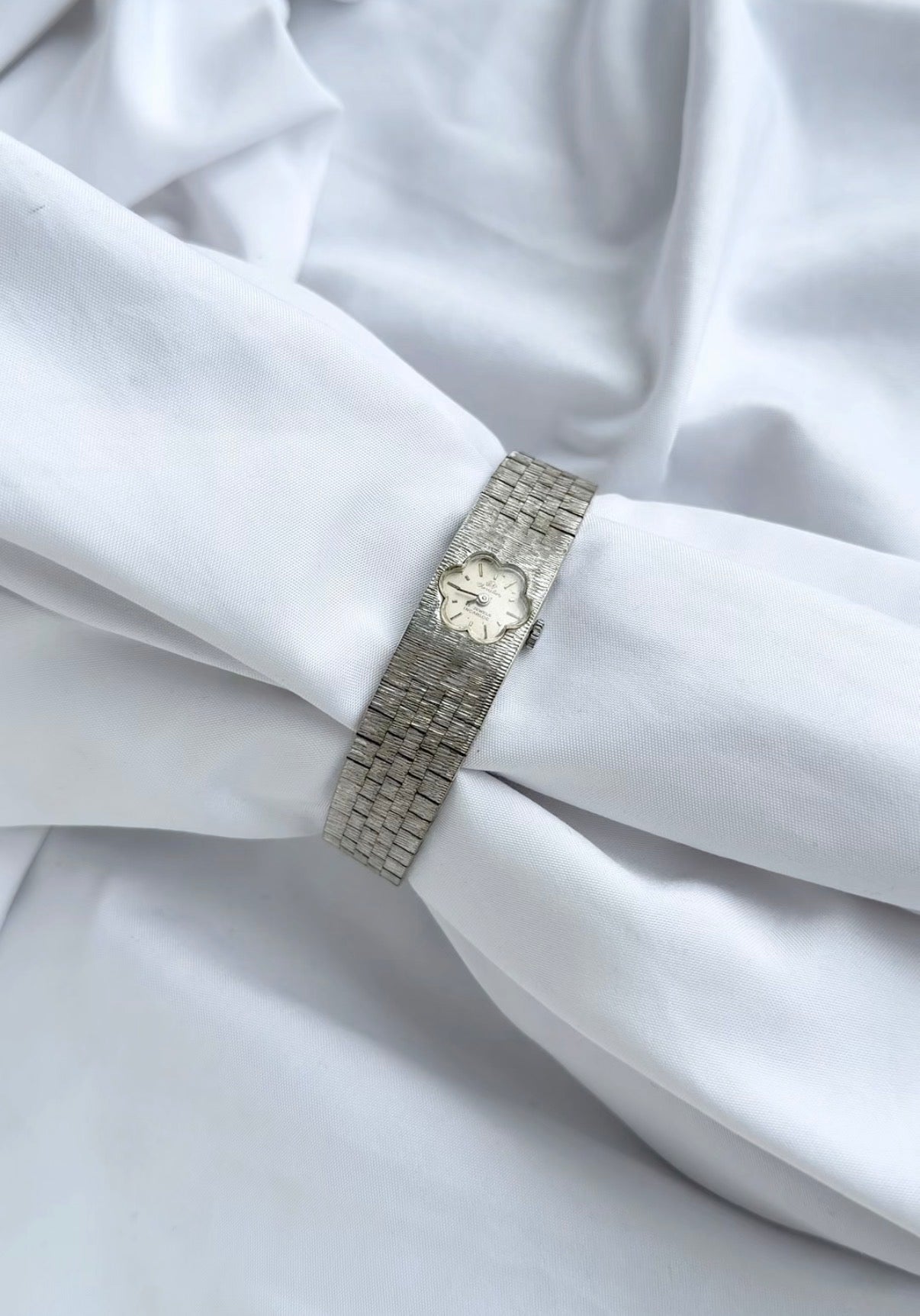 Silver - RARE 1960s Floral Watch