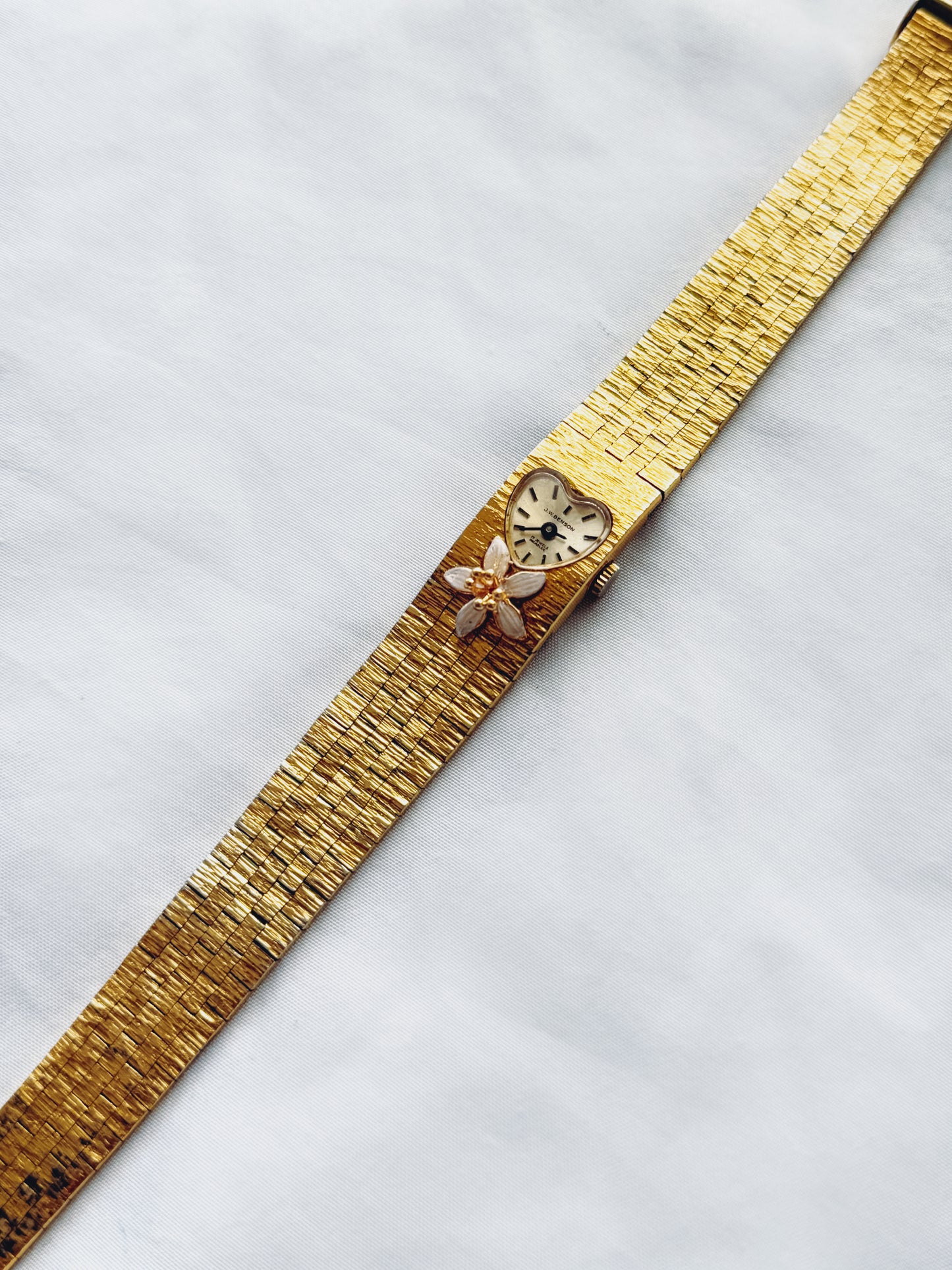 Gold - 1960s EXTREMELY RARE Floral Watch