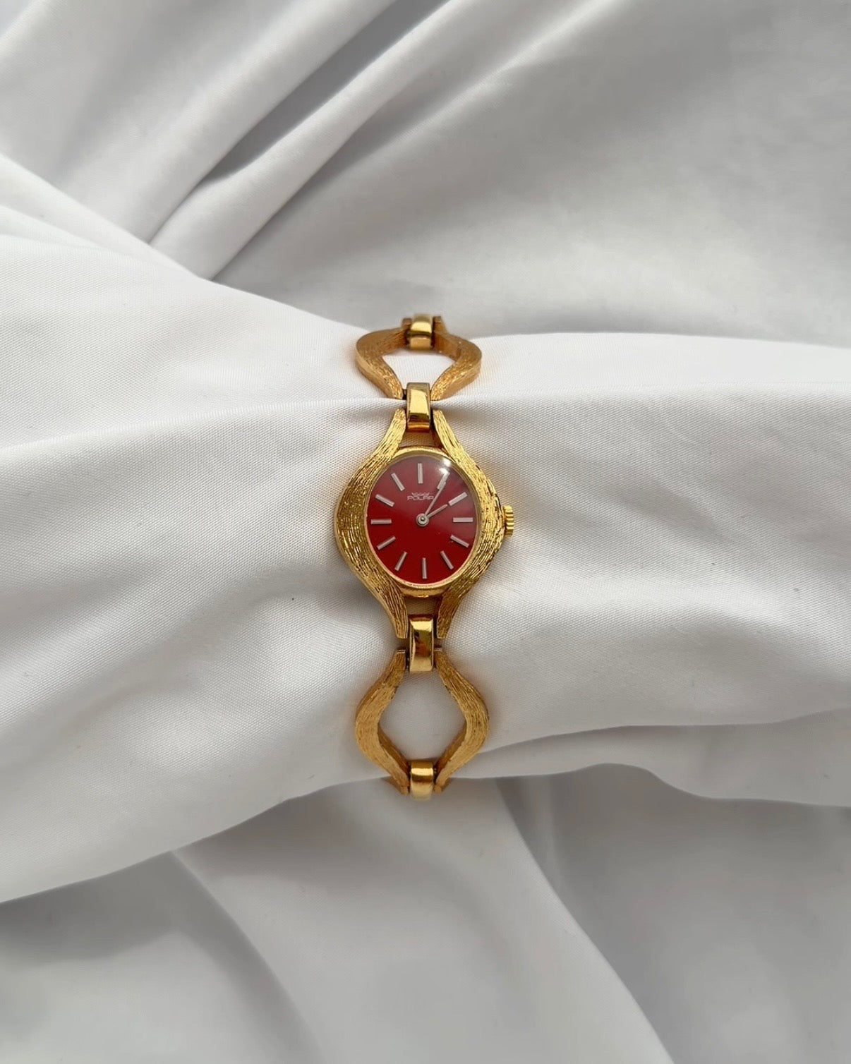 Gold - 1970s RARE Red Dial Bracelet Watch