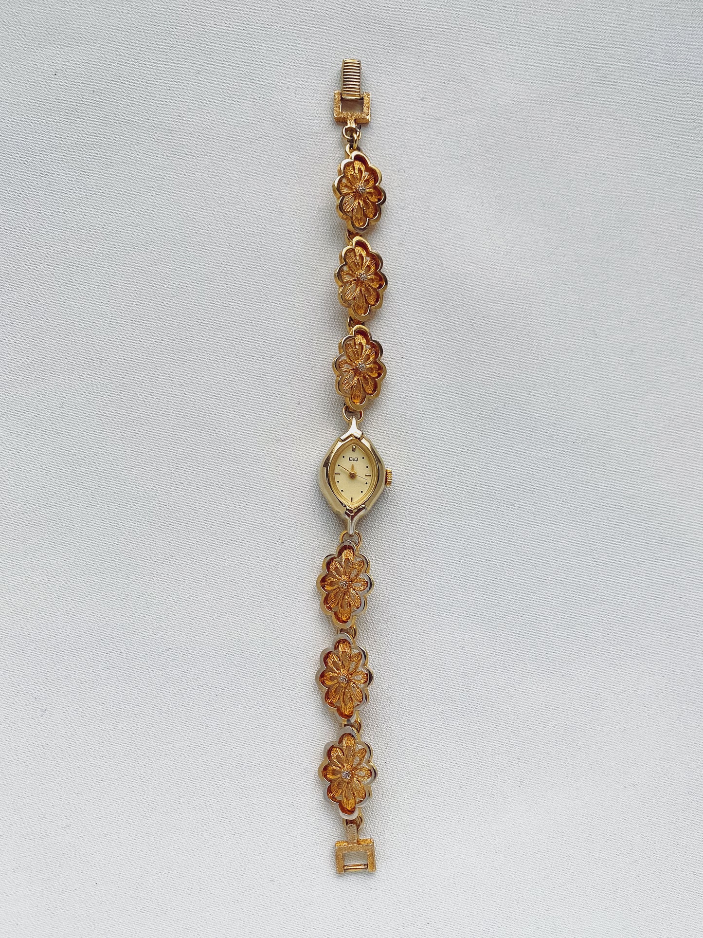 Gold - Floral Bracelet Watch