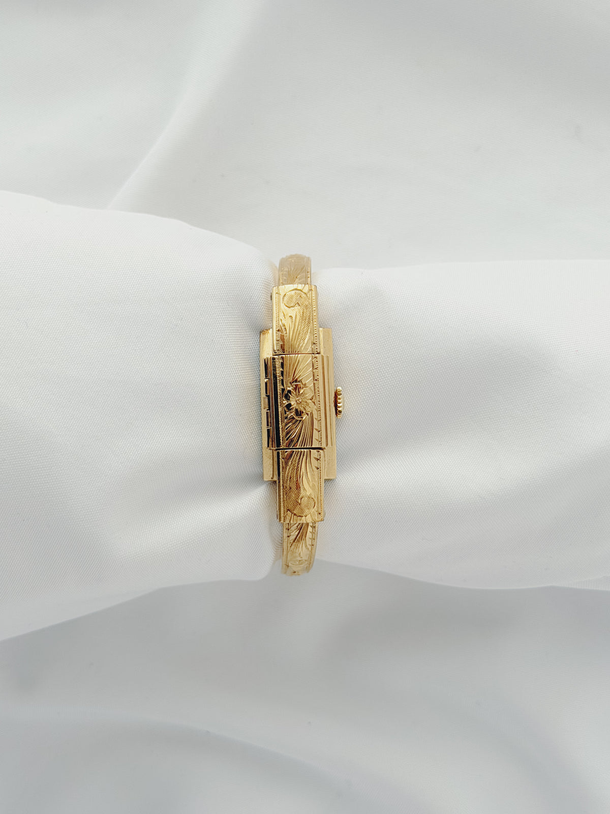 Gold - EXTREMELY RARE 1950s Hidden Dial Watch
