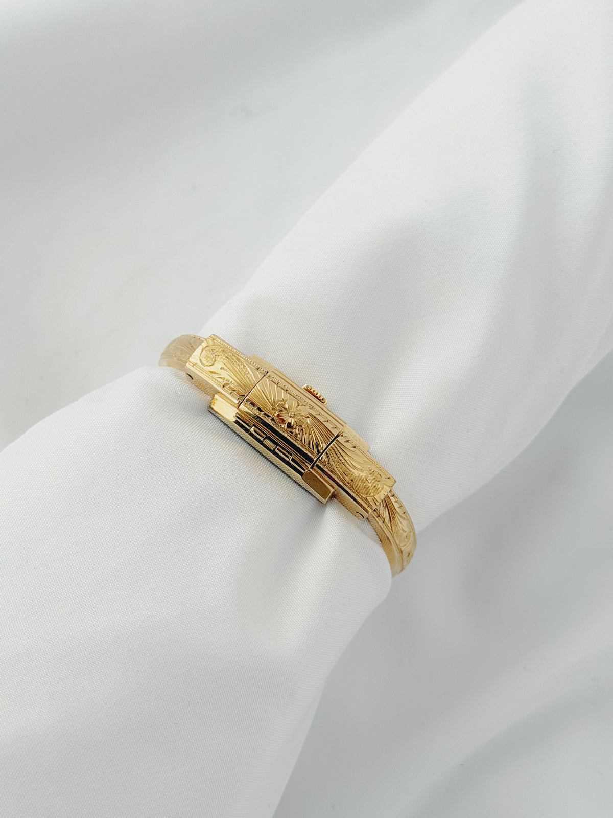 Gold - EXTREMELY RARE 1950s Hidden Dial Watch