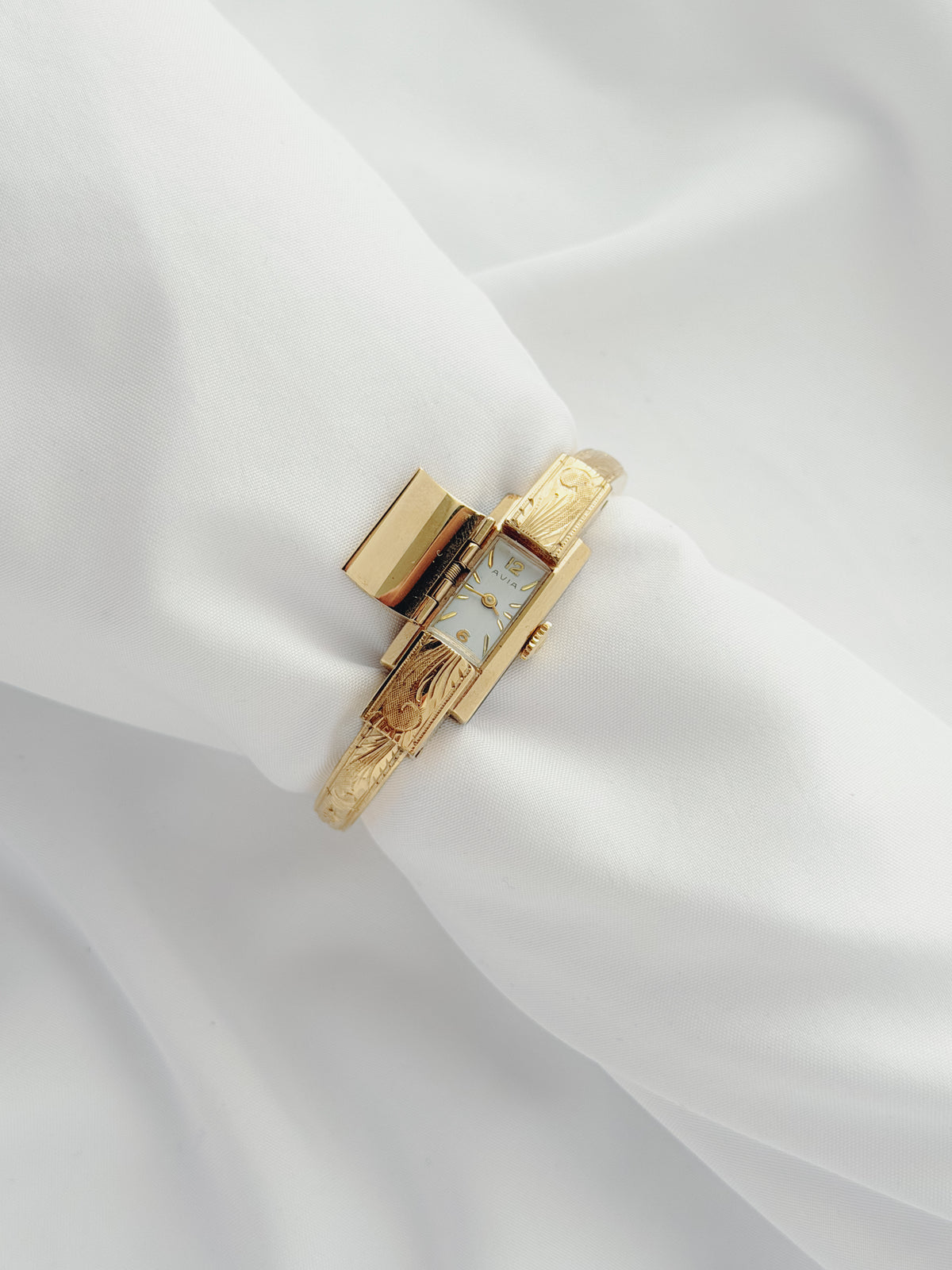 Gold - EXTREMELY RARE 1950s Hidden Dial Watch