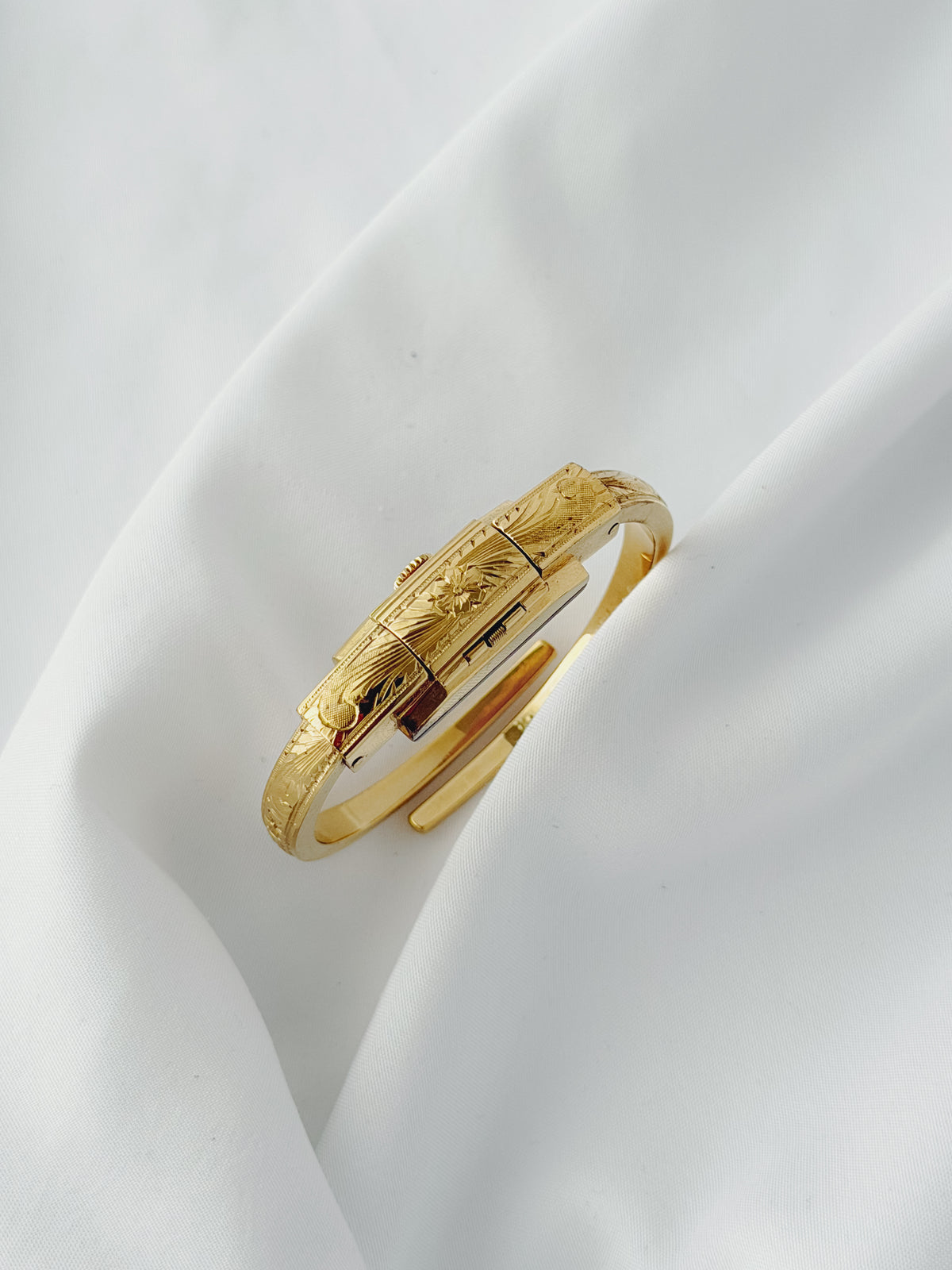 Gold - EXTREMELY RARE 1950s Hidden Dial Watch
