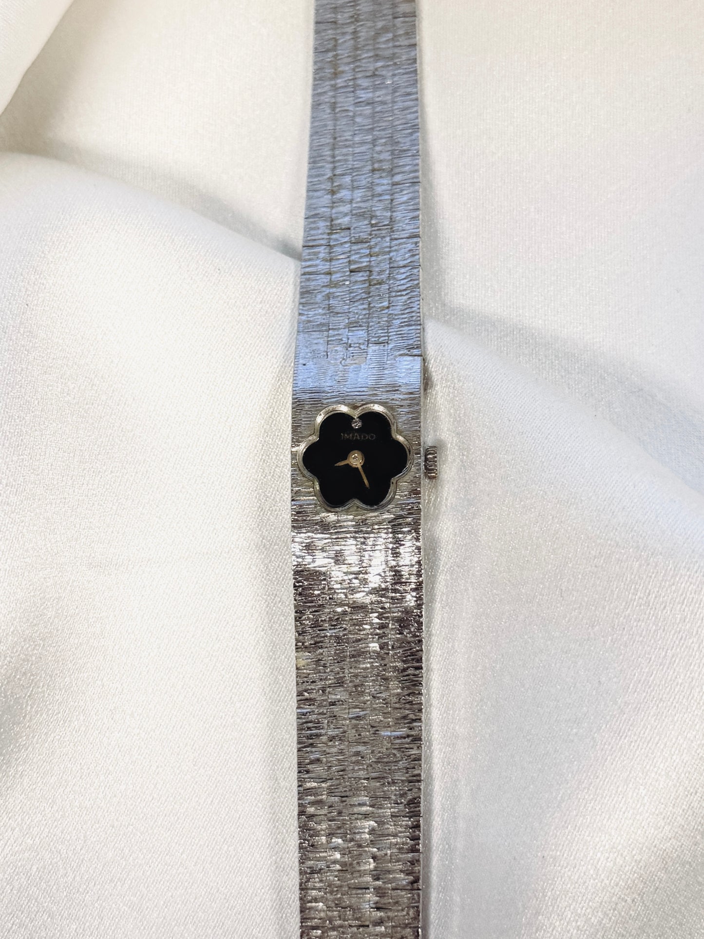 Silver - RARE 1960s Floral Watch