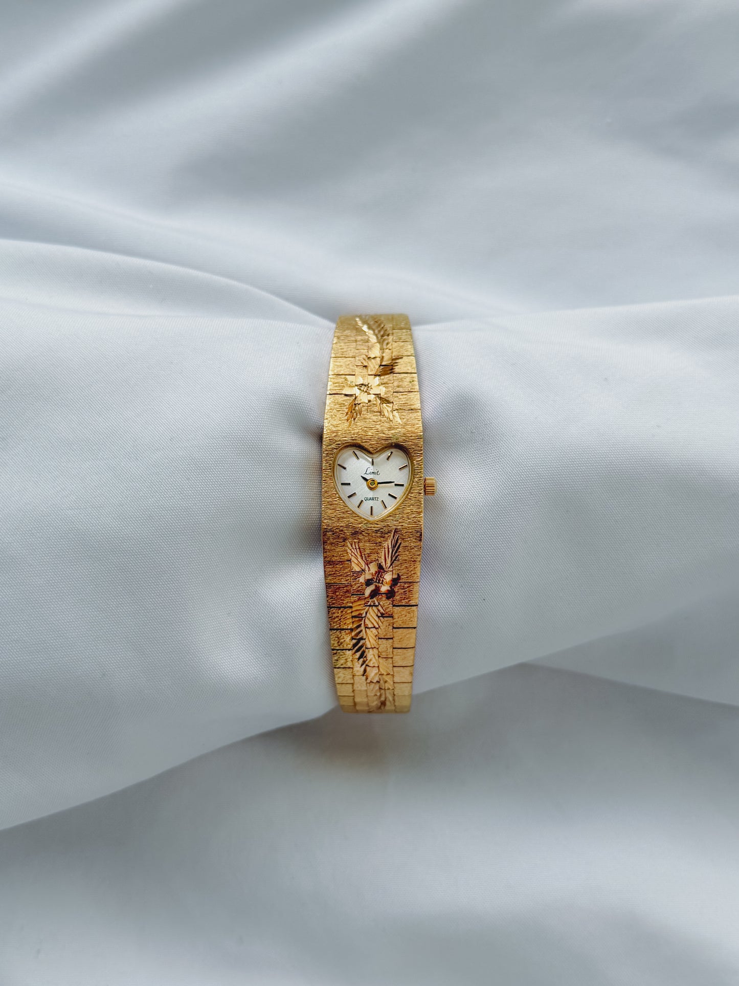 Gold - RARE Heart-Shaped Watch