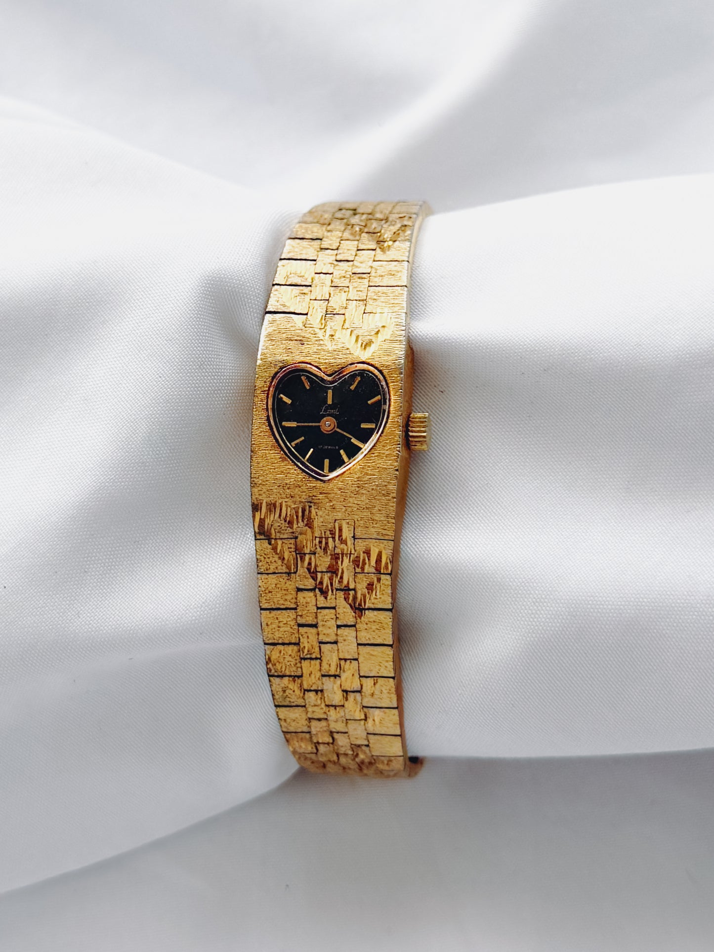 Gold - RARE Heart-Shaped Watch