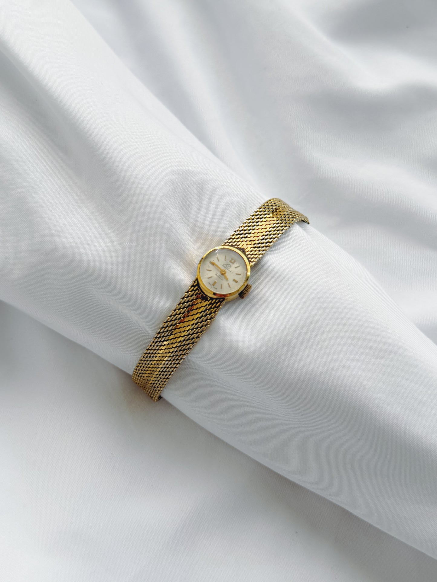 Gold - 1950s Mesh Bracelet Watch