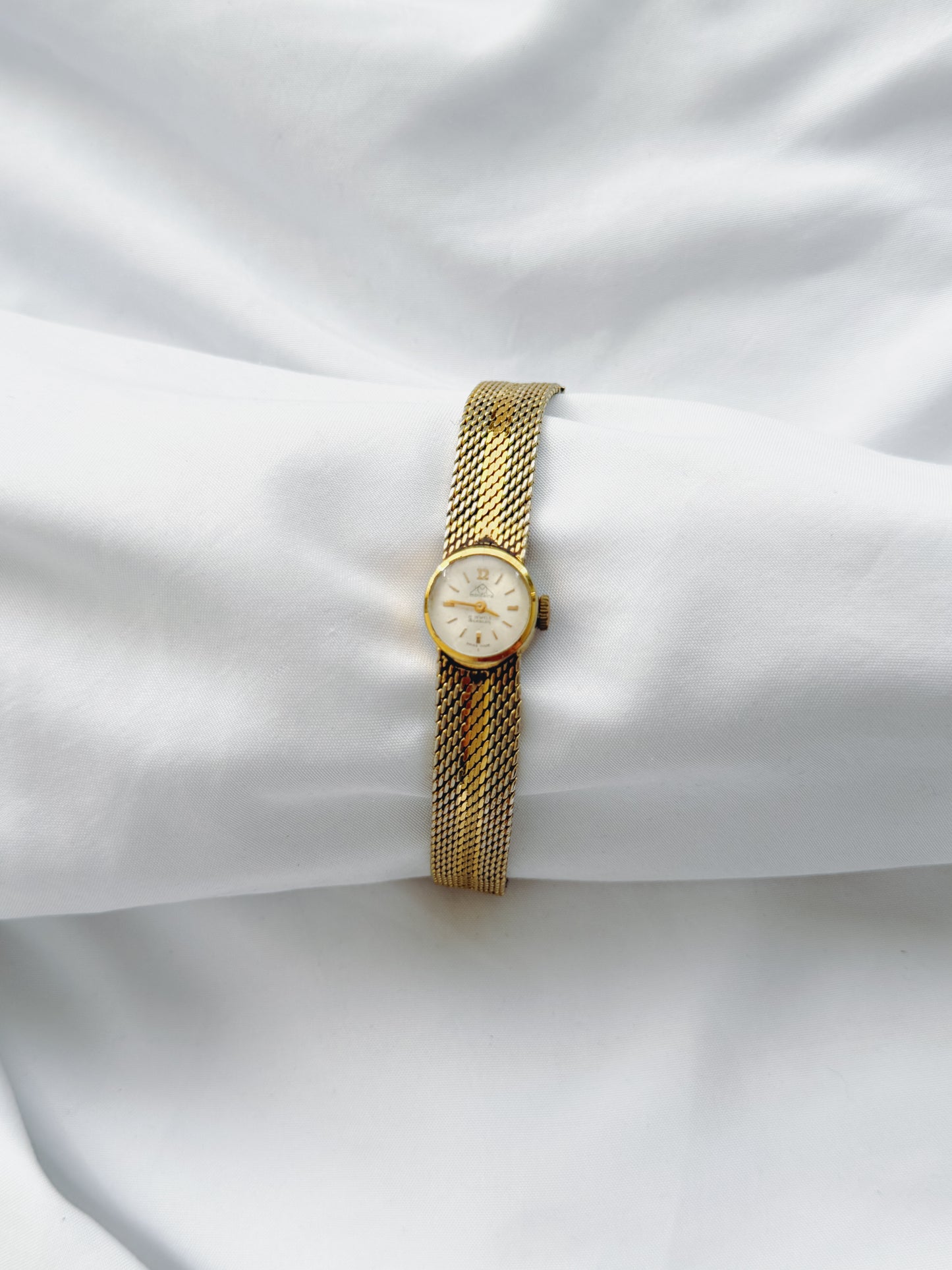 Gold - 1950s Mesh Bracelet Watch