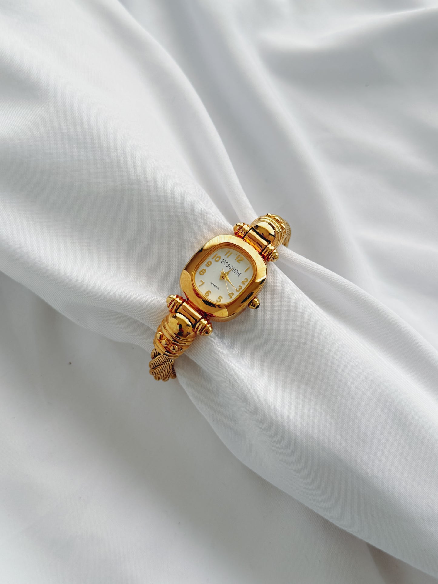 Gold - 1980s Twist Bangle Watch
