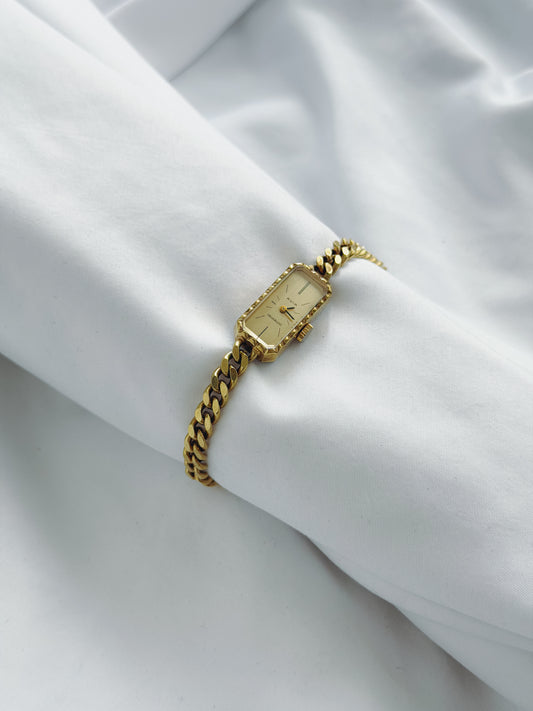 Gold - Avia Chain Watch
