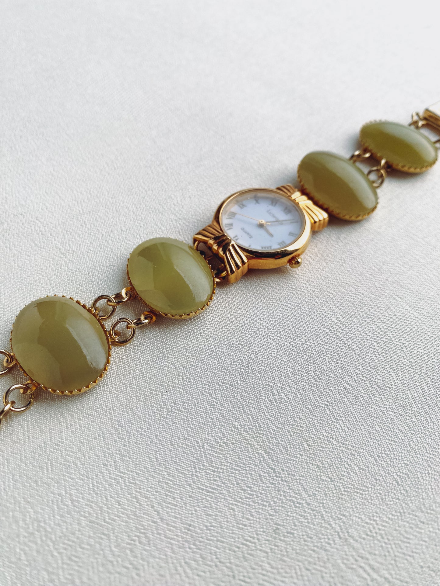 Gold - Onyx Gemstone Watch