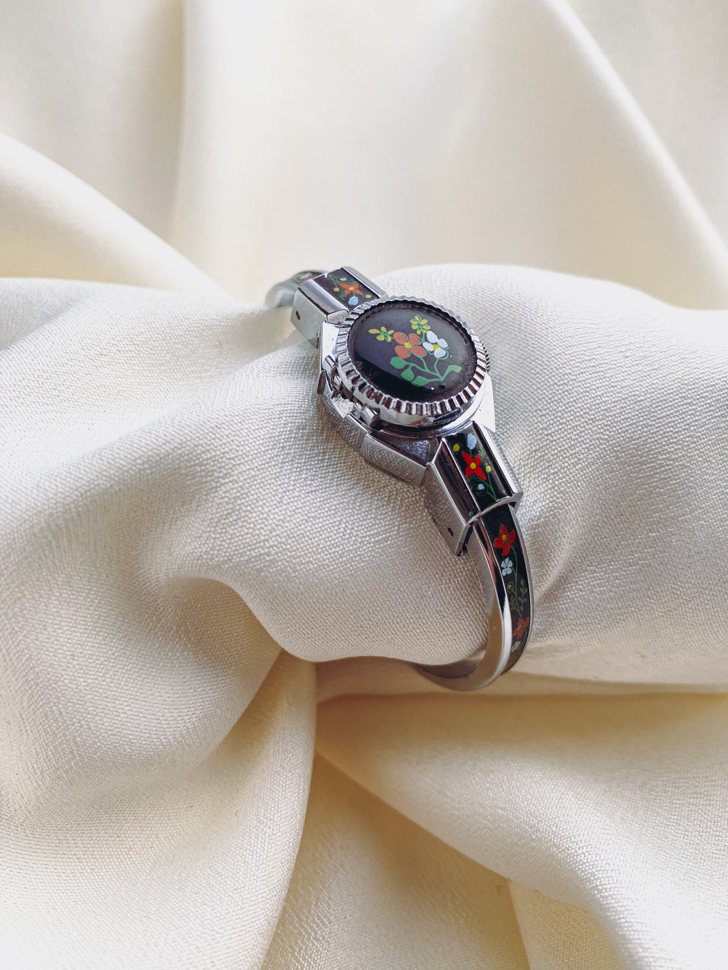 Silver - Floral Peekaboo Watch