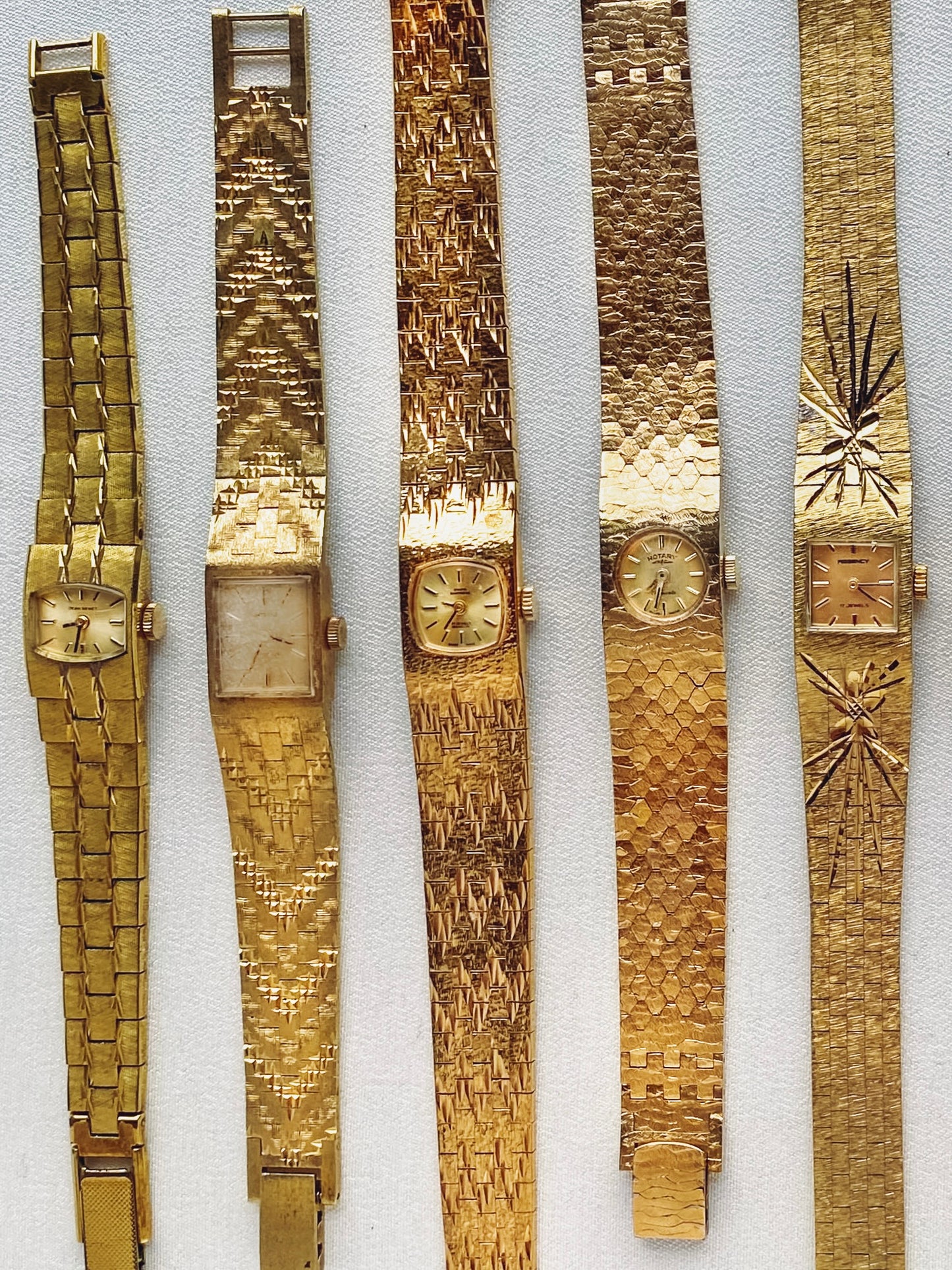 GOLD - 1960s VINTAGE WATCHES