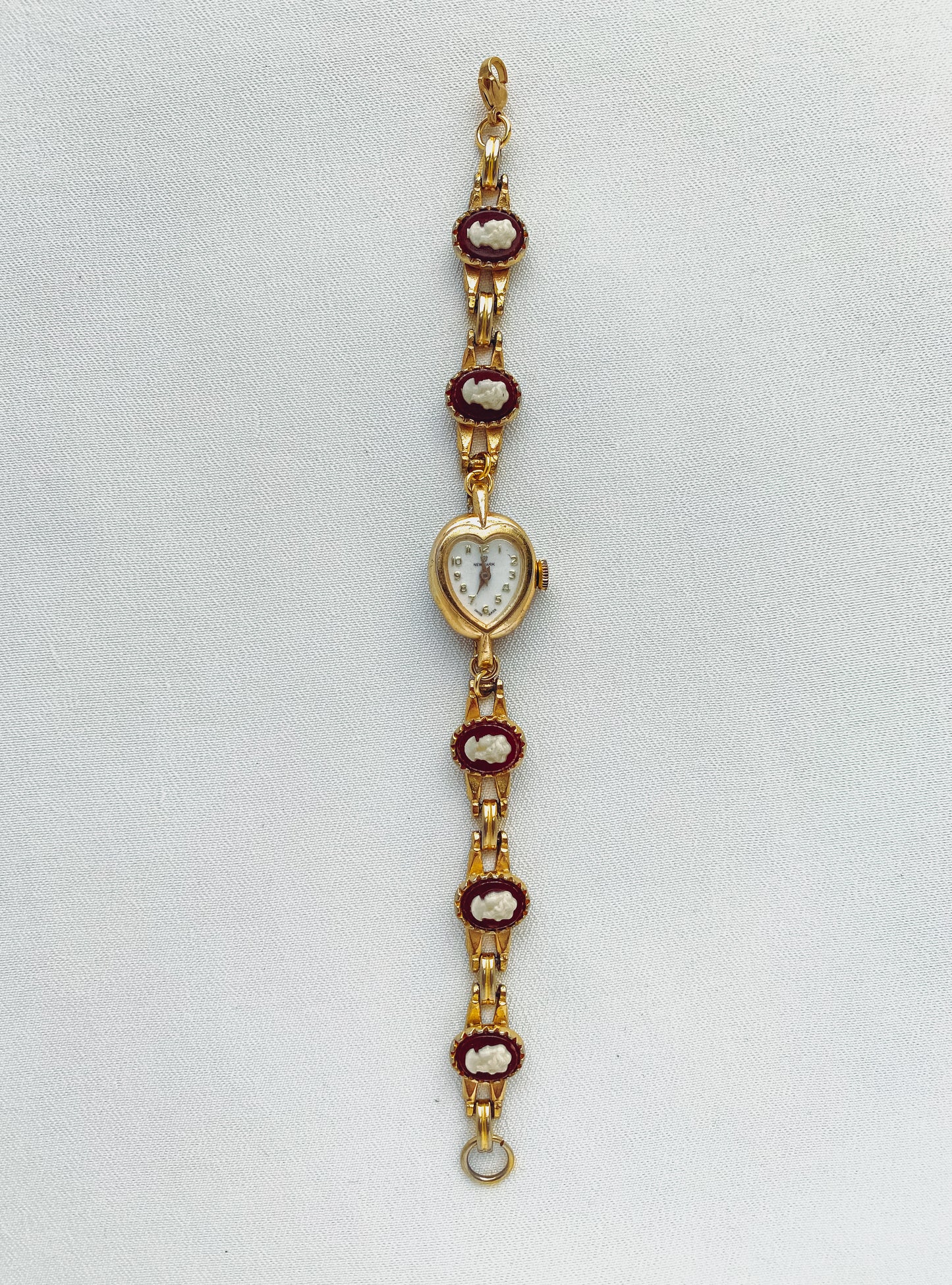 Gold - Antique Rare Heart-Shaped Cameo Watch