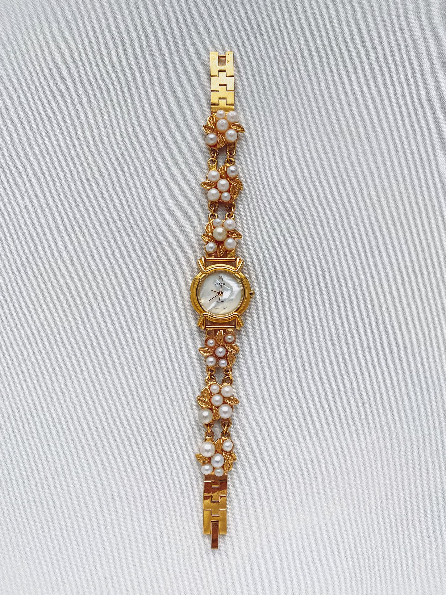 Gold - Leaf & Pearl Watch