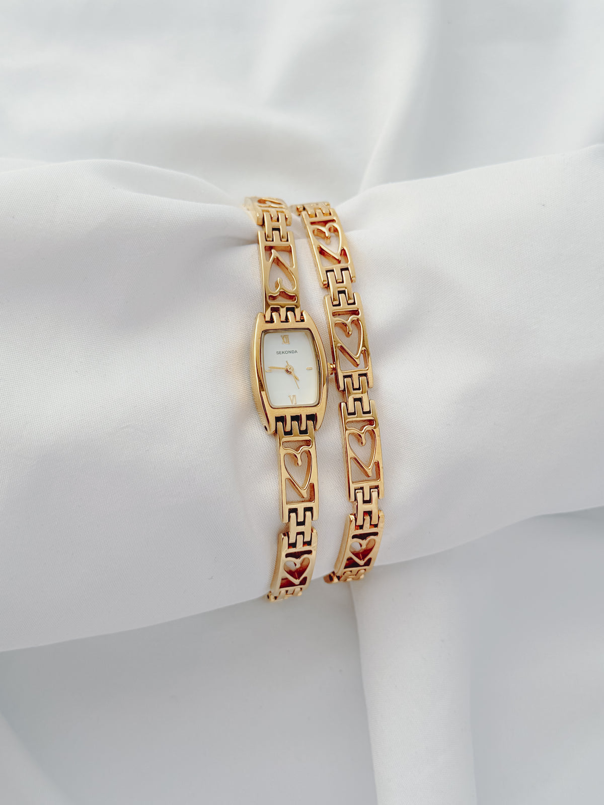Gold - Heart Watch & Bracelet Set (1990s)