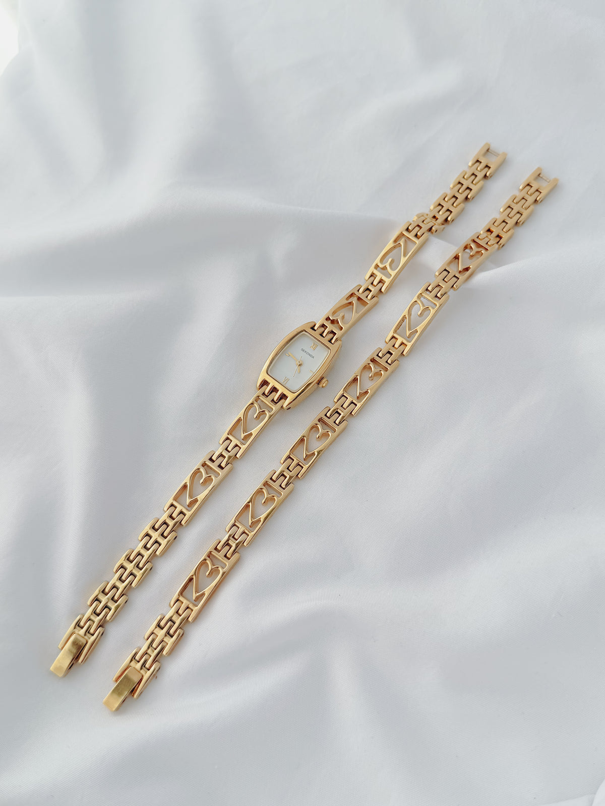 Gold - Heart Watch & Bracelet Set (1990s)