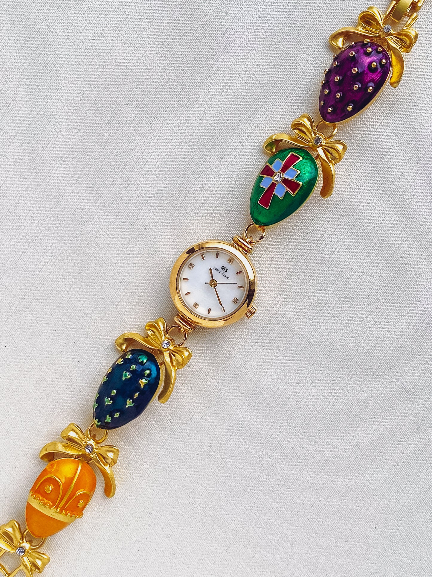 Gold - Bow & Egg Watch